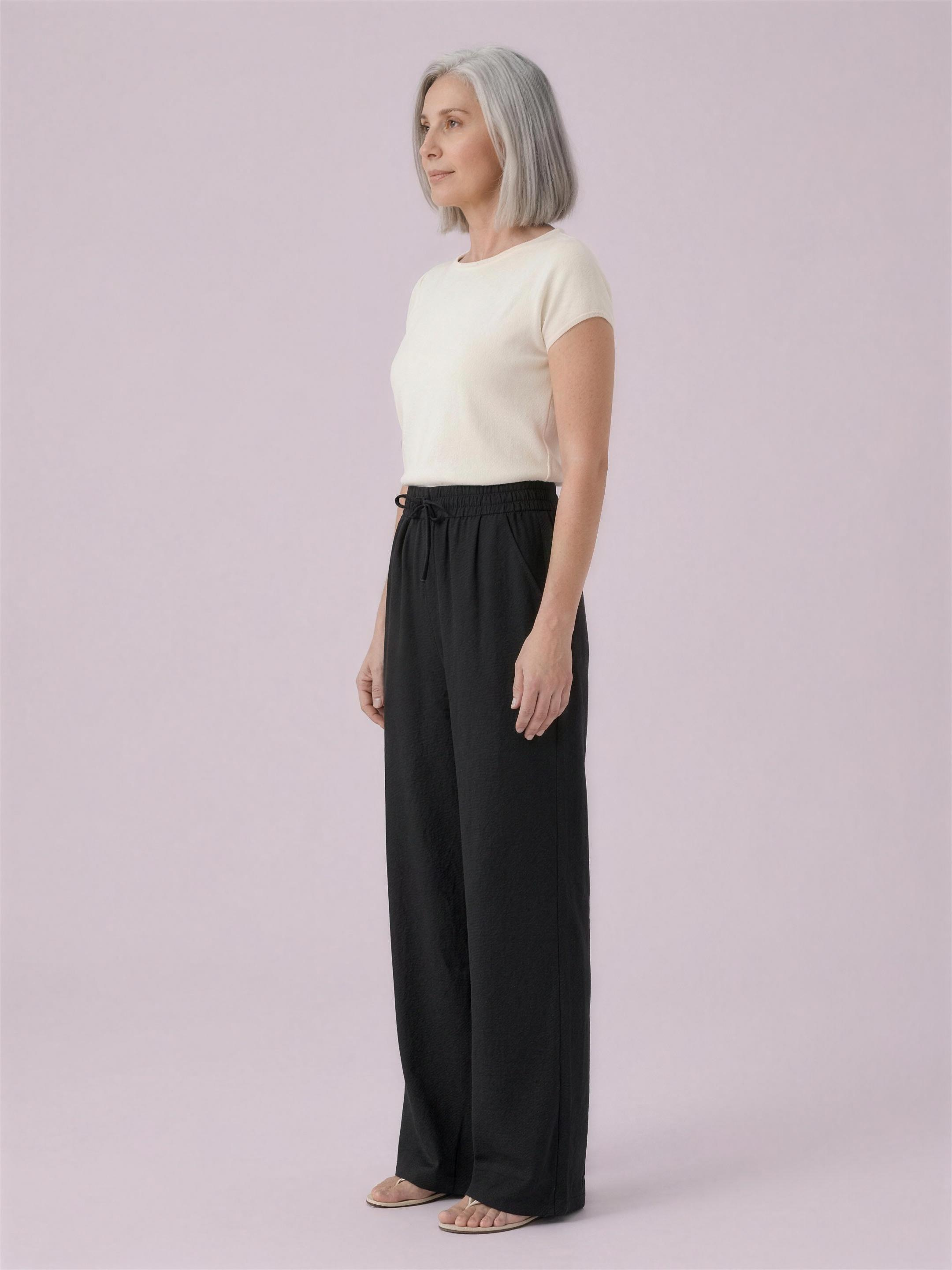 Wide-leg trousers black studio