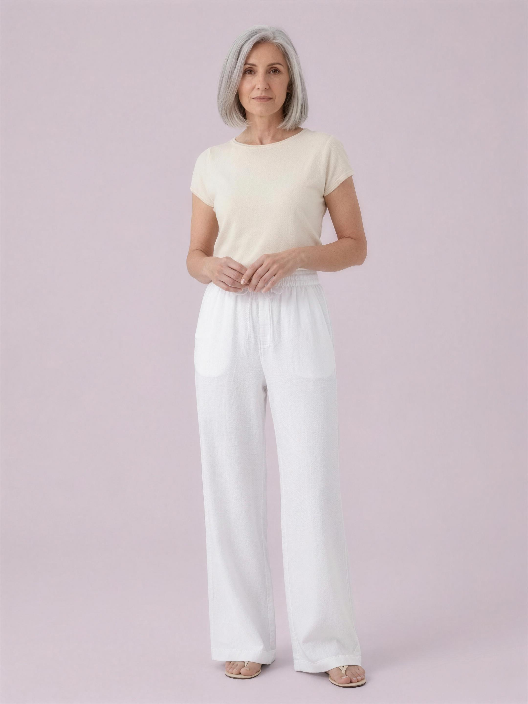 Wide-leg trousers white studio