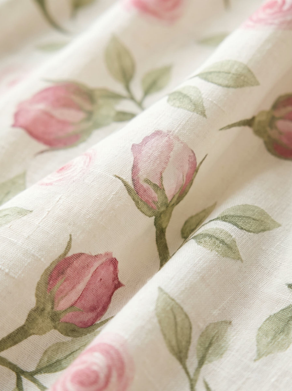 Rosalía vestido de capullos de rosa, detalle del tejido